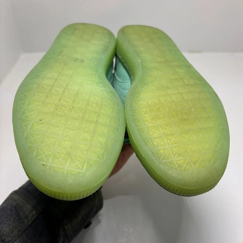 Puma Suede Classic Mint Green Iced Sole Sneakers Size US 6.5C Translucent Sole - Picture 9 of 13